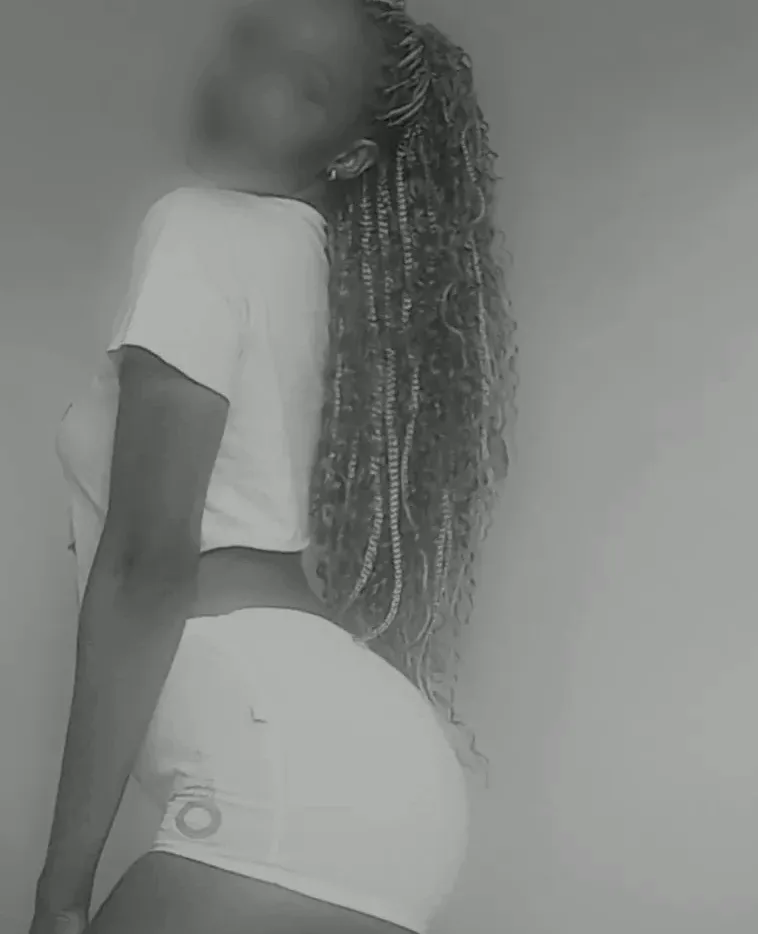 Bianca, 28