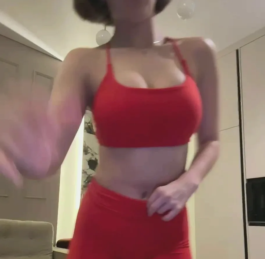Jasmin, 18