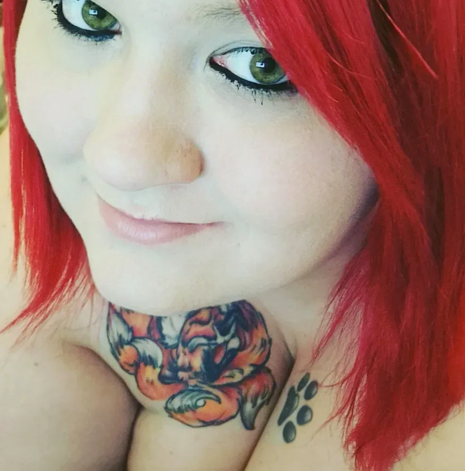 Jovana, 32