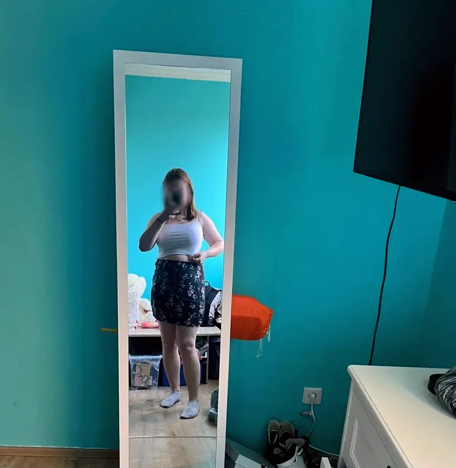 Karin, 18